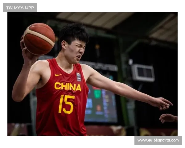 国际篮联U19男篮世界杯杨瀚森荣获最佳阵容二阵席位 国际篮联U19男篮世界杯杨瀚森荣获最佳阵容二阵席位