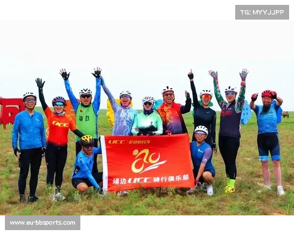 草原天路64岁骑手坚持9小时完赛最后一名赢得全场掌声 草原天路64岁骑手坚持9小时完赛最后一名赢得全场掌声